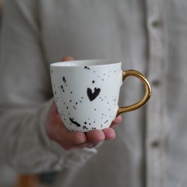 II GATUNEK kubek 220ml serduszki czarne ze złotym uszkiem