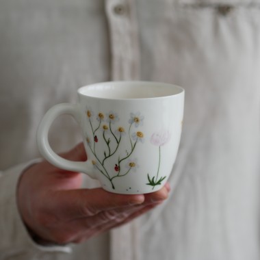 Kubek 220ml polne kwiaty z białym uszkiem