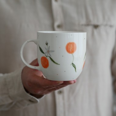 Kubek 500ml soczyste pomarańcze z białym uszkiem