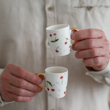Filiżanka 70ml do espresso wisienki ze złotym uszkiem