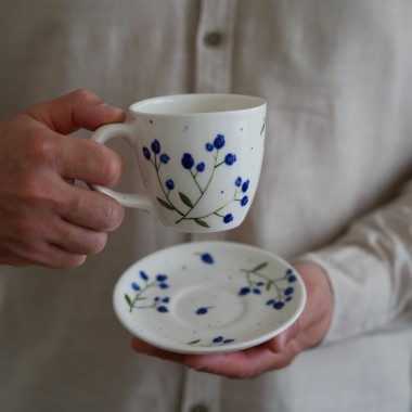 Kubek 220ml słodkie truskawki z białym uszkiem + talerzyk 12,5cm