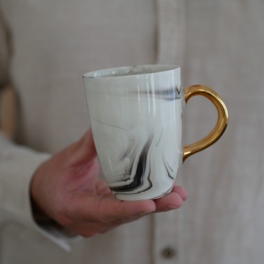 II GATUNEK Kubek 250ml flint ze złotym uszkiem